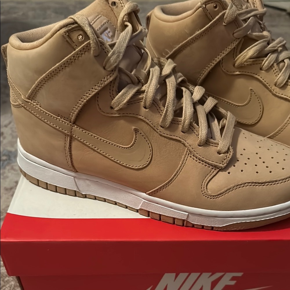Nike women’s  Tan High-Top Sneakers